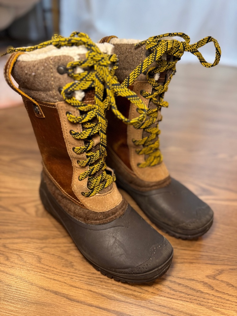 The North Face Shellista III Mid Women's Brown Boots Size 8.5 Faux Fur Lined